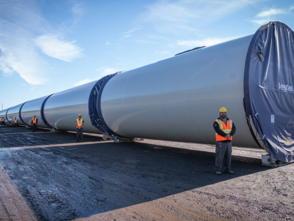 Fabrication de tours d'éoliennes très hautes et lourdes